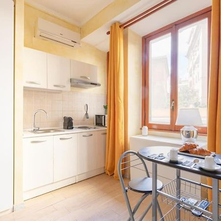 Private Suite In A Guest House With Private Bathroom N3 Roma Exterior foto